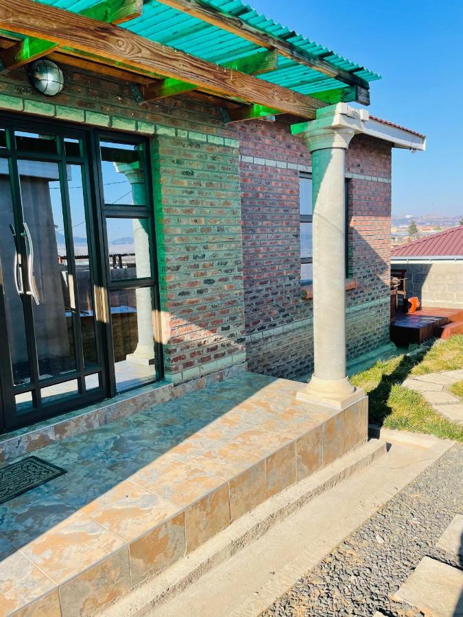 Moh Ville Guest House Maseru Eksteriør billede