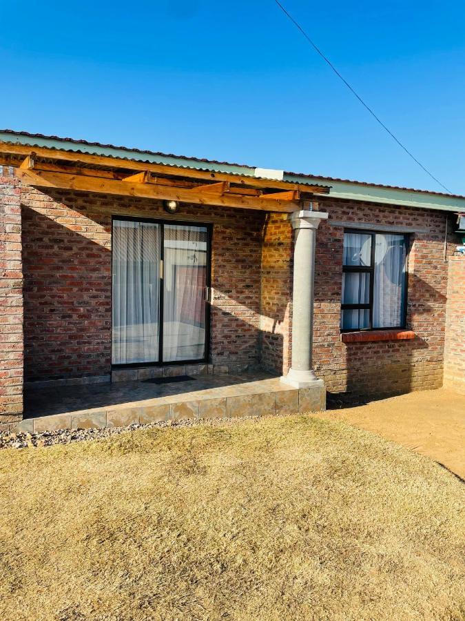 Moh Ville Guest House Maseru Eksteriør billede