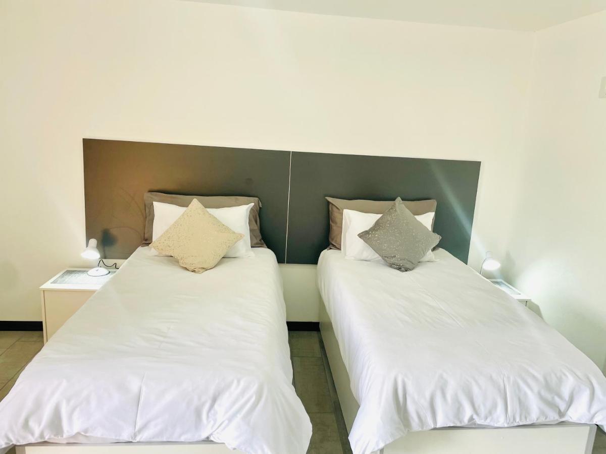 Moh Ville Guest House Maseru Eksteriør billede